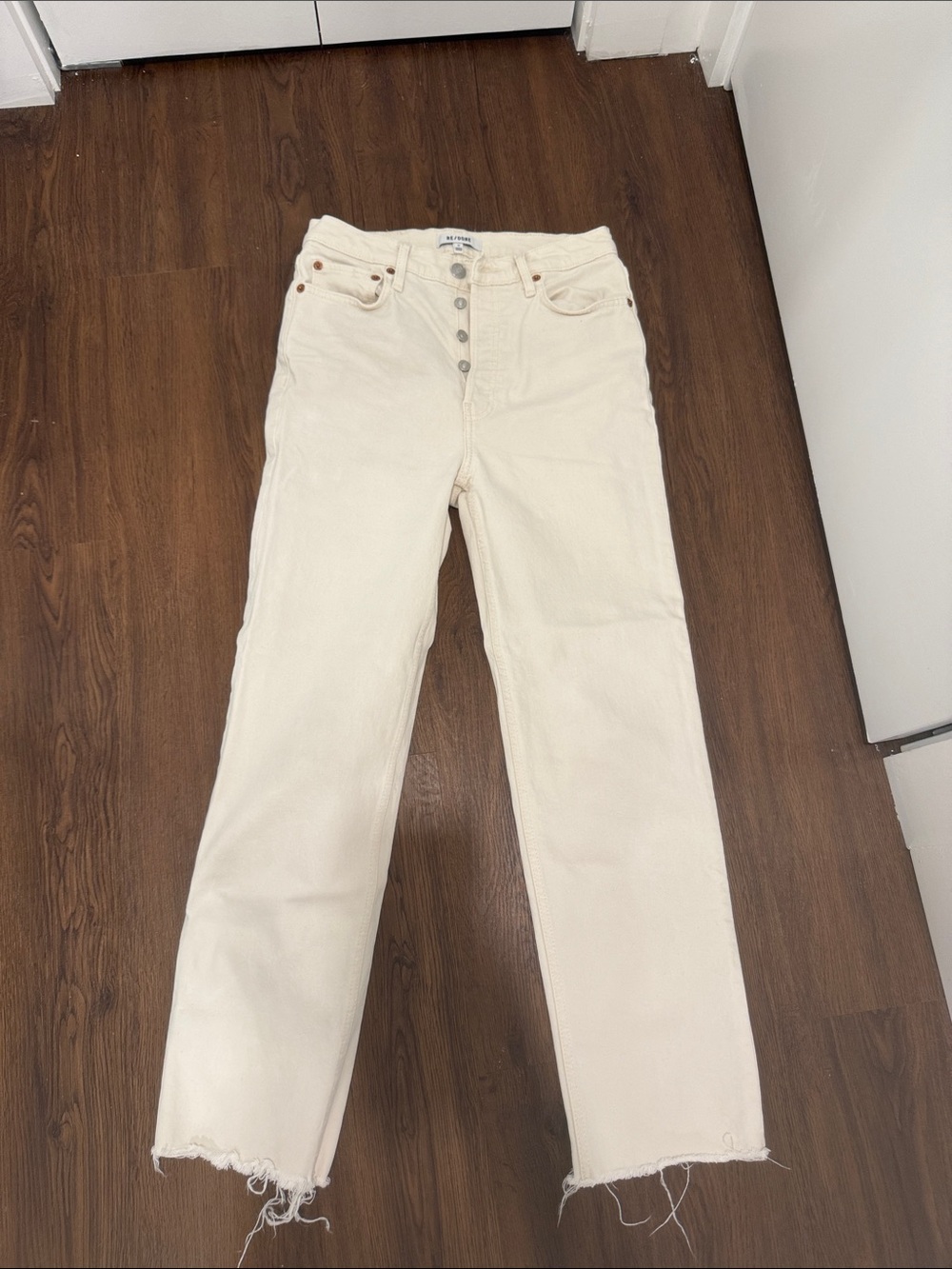Re/Done Cream Straight-Leg Jeans